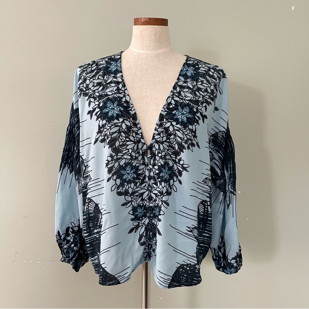 Free People Blue vneck blouse NWOT size XSmall